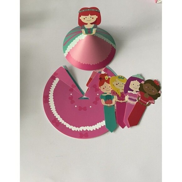 6/$20 ⭐️ Princess Sturdy Flat and Plastic Doll - Picture 1 of 3